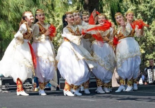 Balkanlılar Halk Dansları Festivali