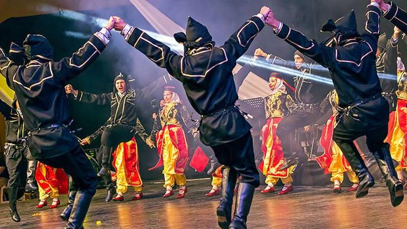 Bursa Halk Dansları Şöleni